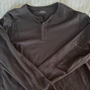 Vince Men’s Henley long sleeve cotton shirt. Size L.